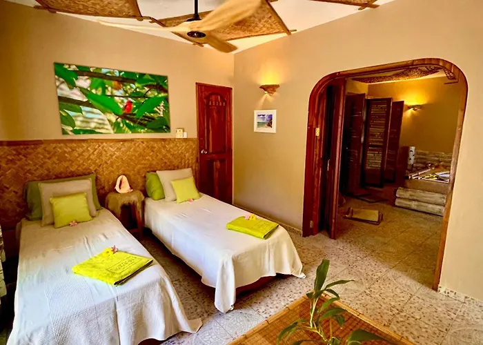 Beau Bamboo Apartment *