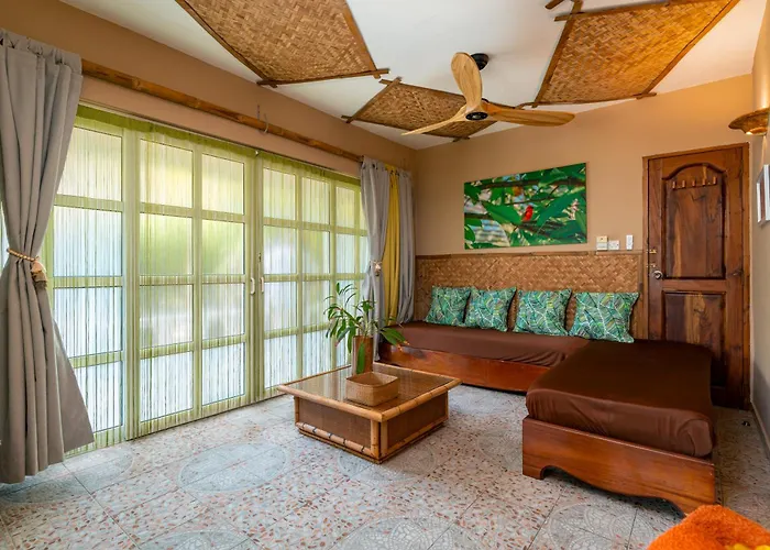 Beau Bamboo Apartment